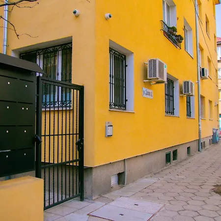 Apartamento Spacious 1 Bed Flat Near Vitosha Blvd *