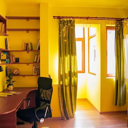 Apartamento Spacious 1 Bed Flat Near Vitosha Blvd Sofía
