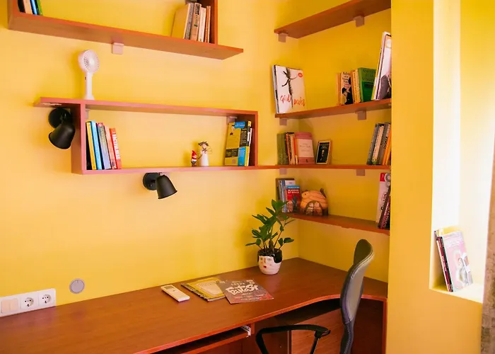 Spacious 1 Bed Flat Near Vitosha Blvd