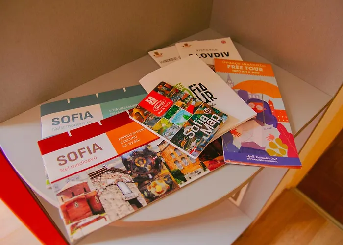 Spacious 1 Bed Flat Near Vitosha Blvd ソフィア